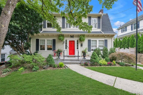 320 Forest Road, Douglaston, NY 11363 - MLS#: 1035490