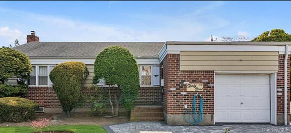 39 CAROLINE AVE, ELMONT, NY 11003 - Image 8ff2ad5f68c9fccfb5fe52098acaed8d/2746332722