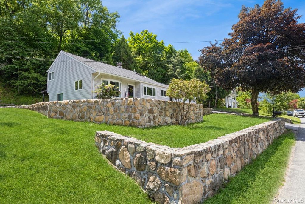 Photo of 12 Stony Brook Road, Sloatsburg, NY 10974 (MLS # 1001797)