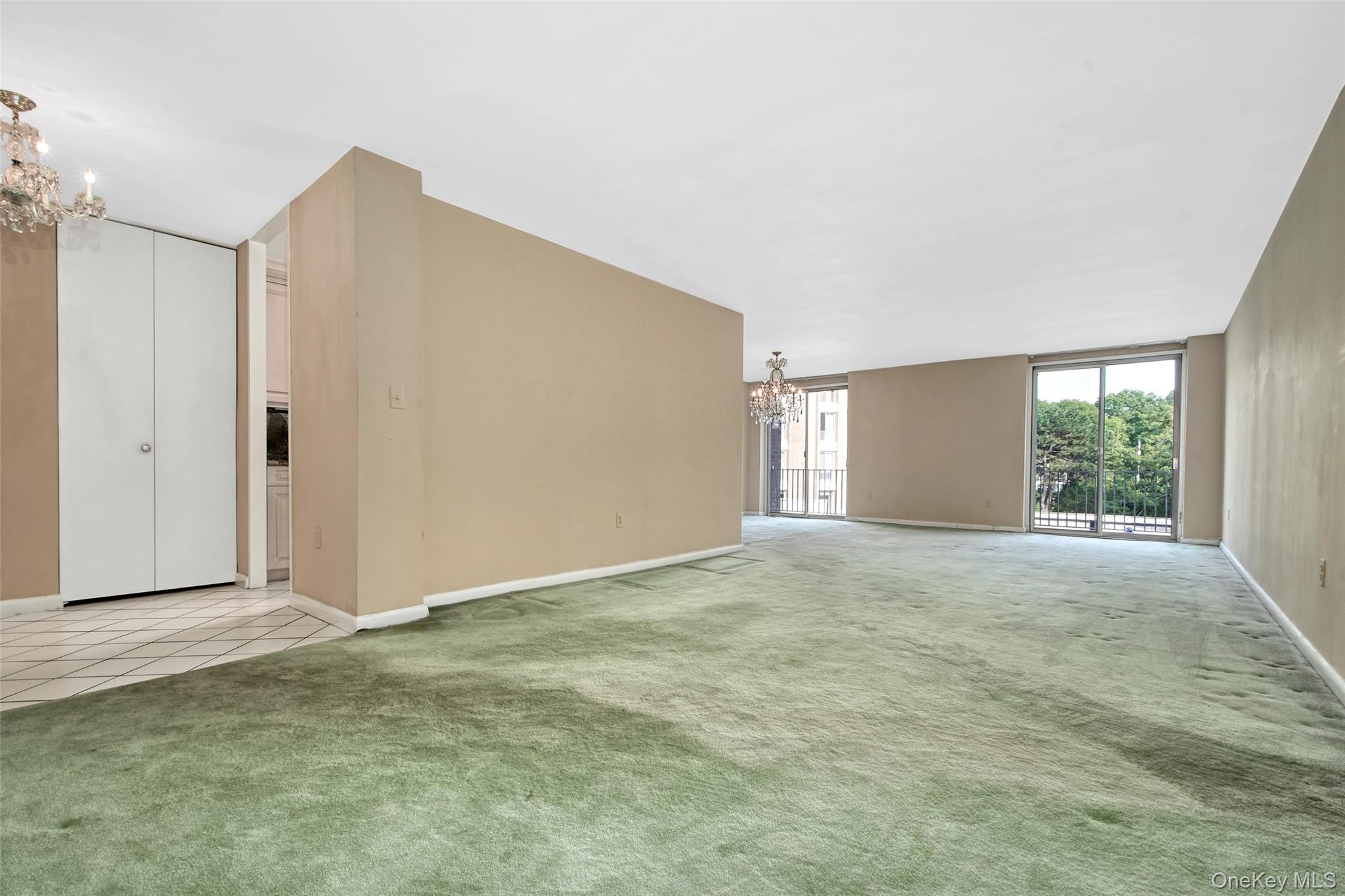 720 Milton Road West Building, 2E