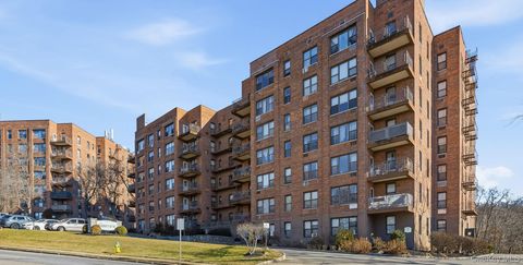 121 South Highland Avenue 6L Ossining NY 10562