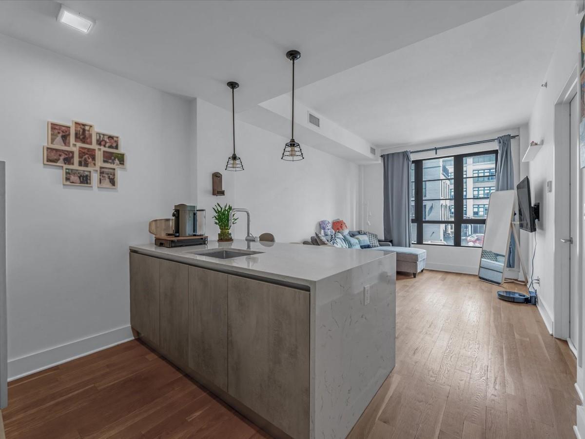 2110 44th Drive 2B