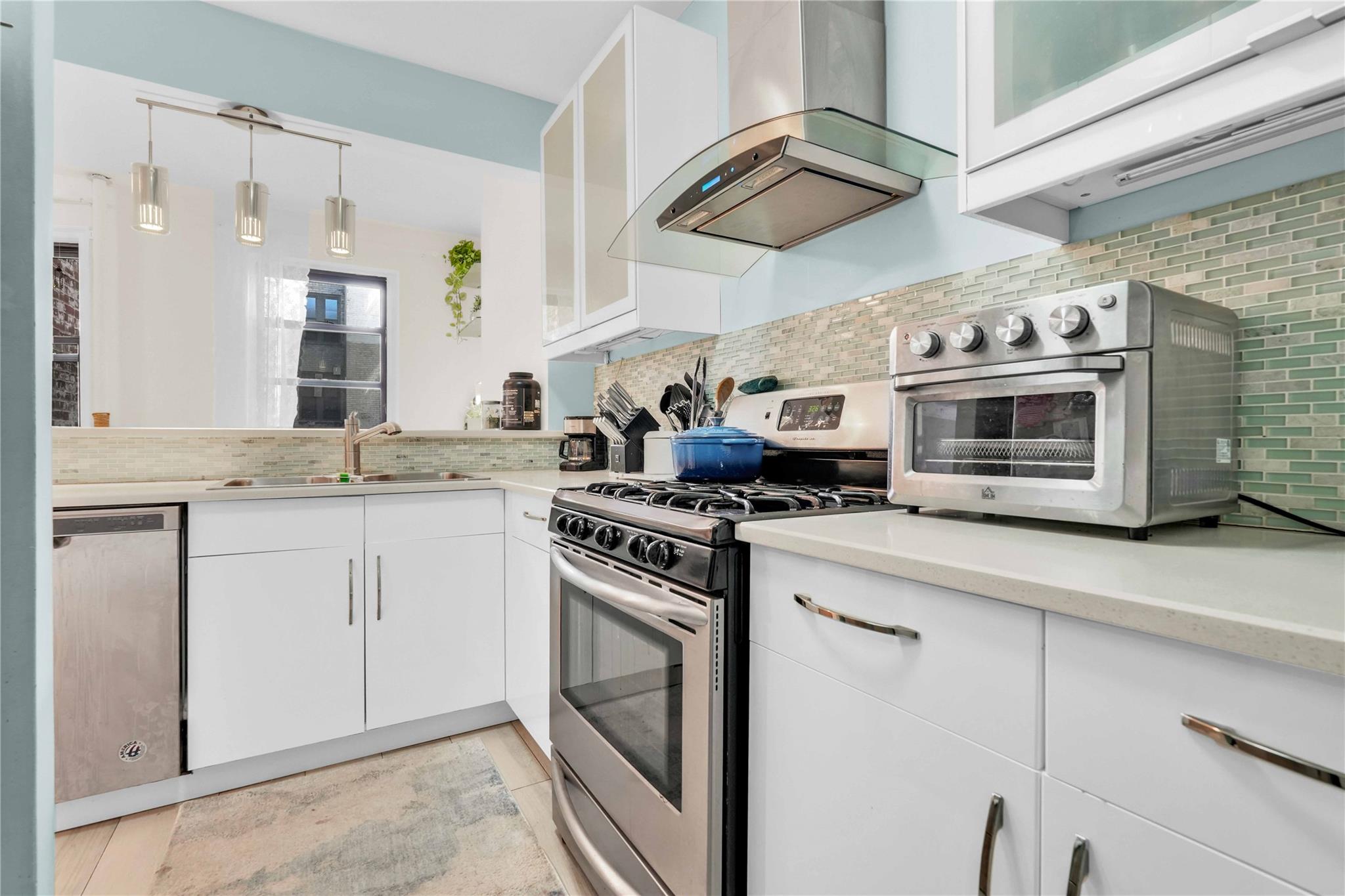 4720 42nd Street #4C, Sunnyside, New York image 5