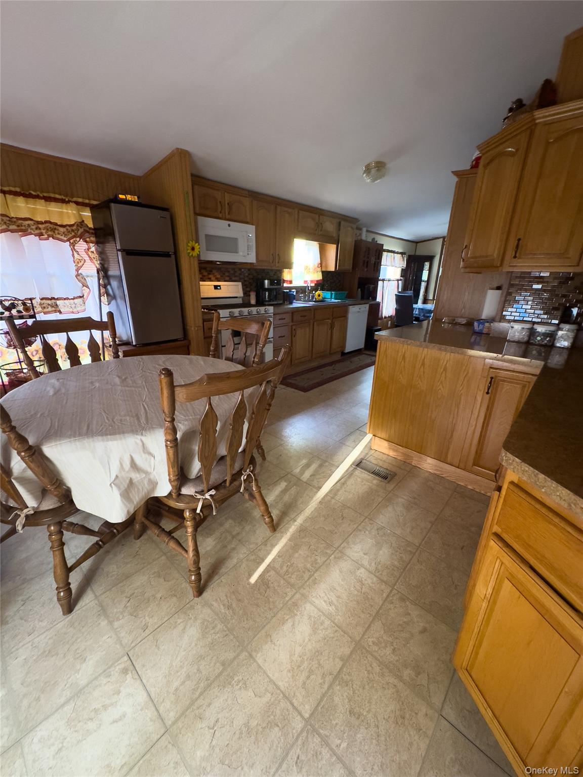 1 Lake View Drive