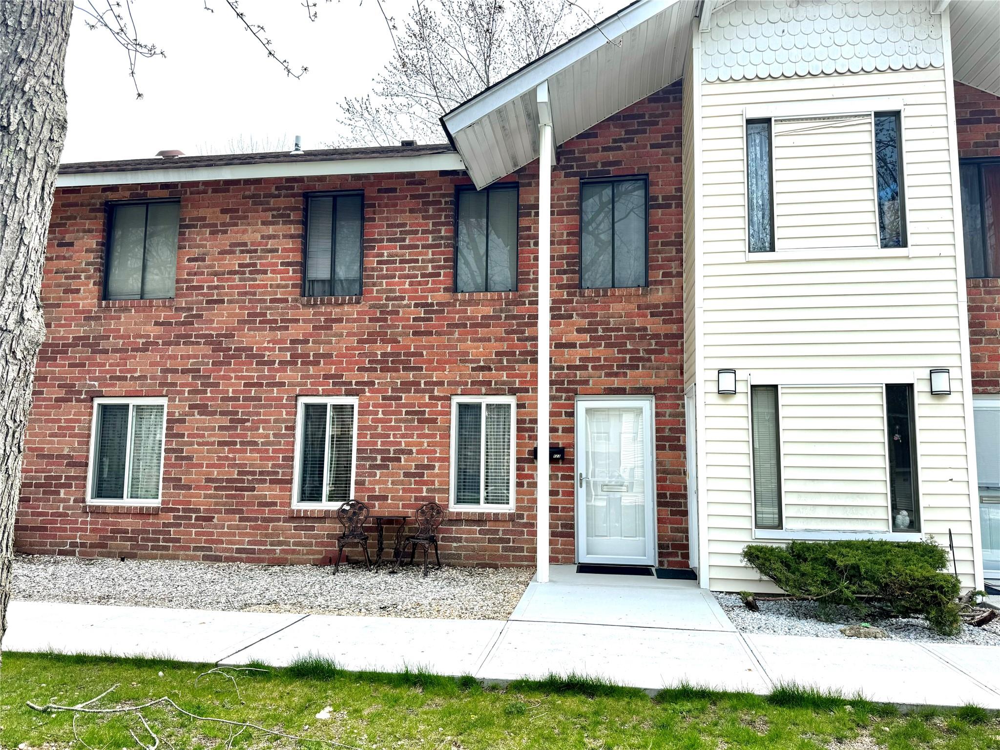 23 Kiowa Court #23, Coram, New York image 1