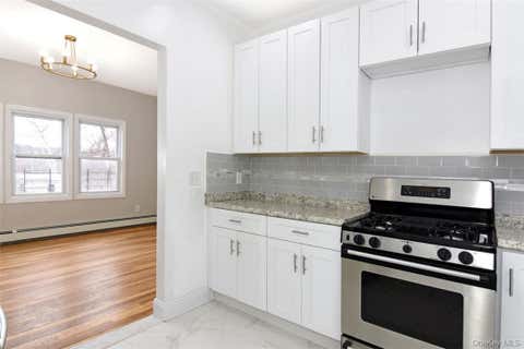 Apartment For Rent - 13 Hunt Avenue<br/> Westchester County, Yonkers, NY 10710