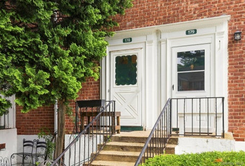 Photo of 27 Fieldstone Drive #178, Hartsdale, NY 10530 (MLS # 1046779)