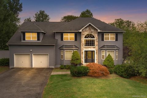 1010 Pine View New Windsor NY 12553