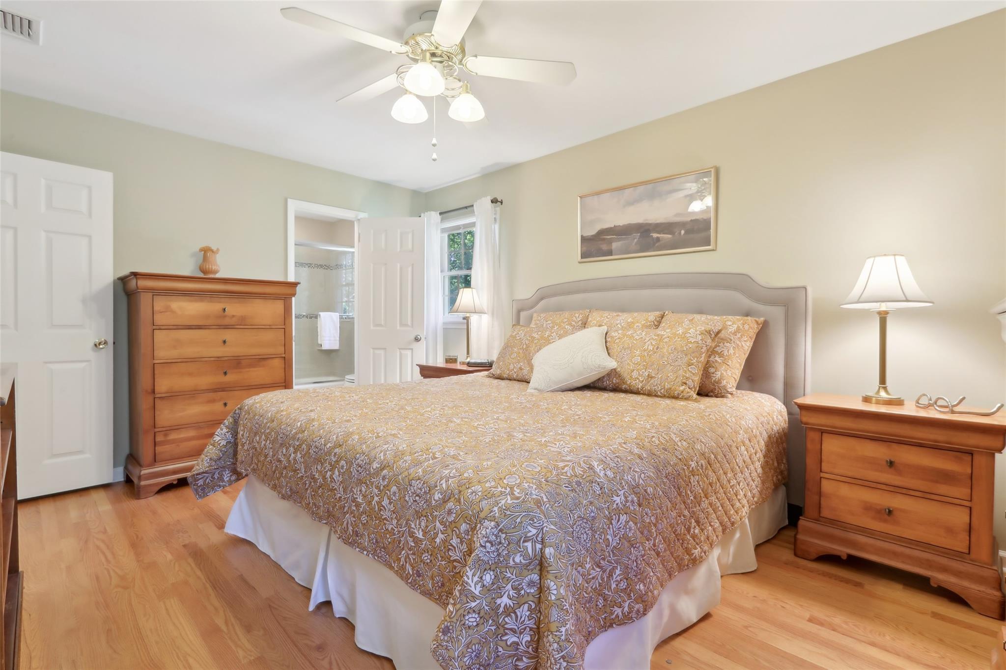 565 Millburn Court, Valley Cottage, New York image 13