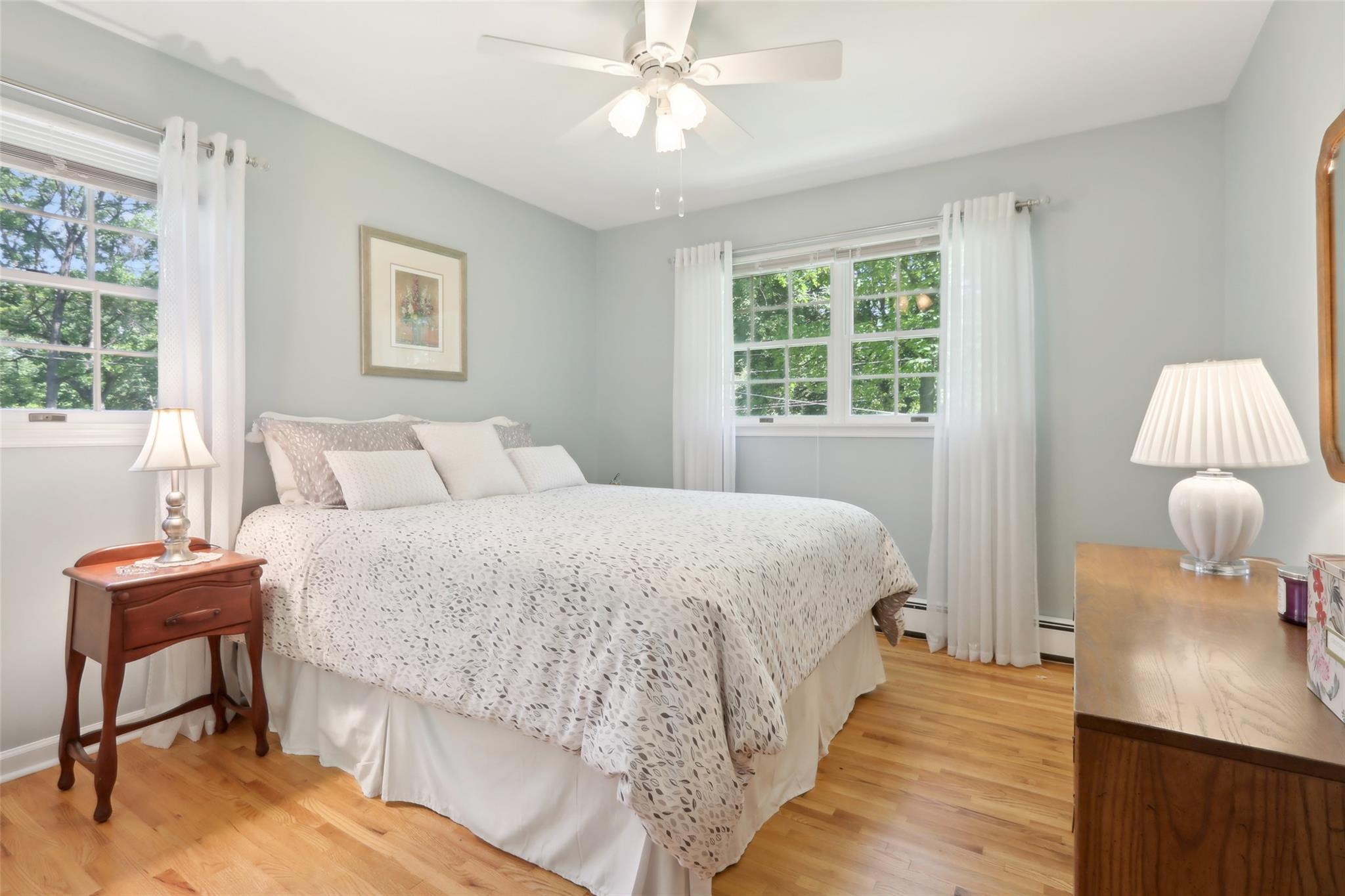 565 Millburn Court, Valley Cottage, New York image 16