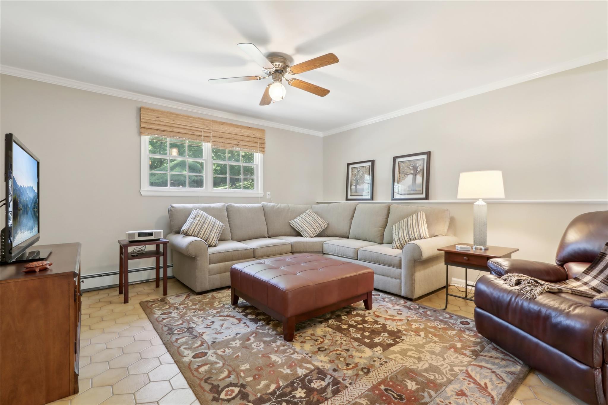 565 Millburn Court, Valley Cottage, New York image 19
