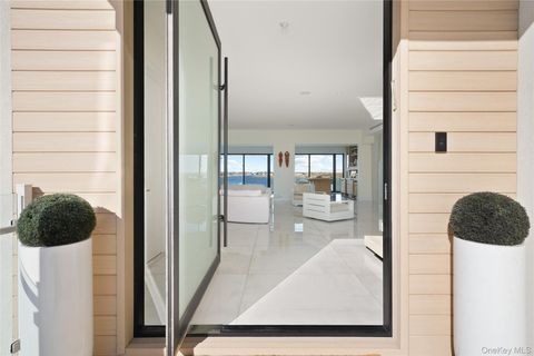 1990 Bay Boulevard Atlantic Beach NY 11509