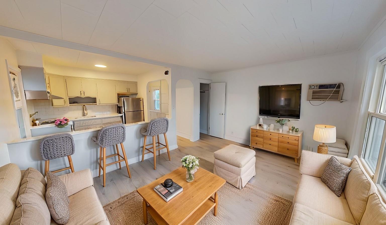 Rental Property at 72nd Road B, Forest Hills, Queens, NY - Bedrooms: 1 
Bathrooms: 1 
Rooms: 3  - $2,600 MO.