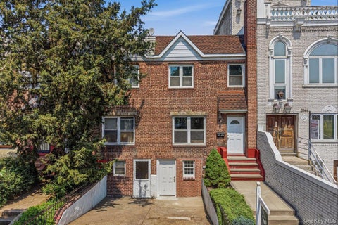 Photo of 2046 26th Street, Astoria, NY 11105 (MLS # 1019485)