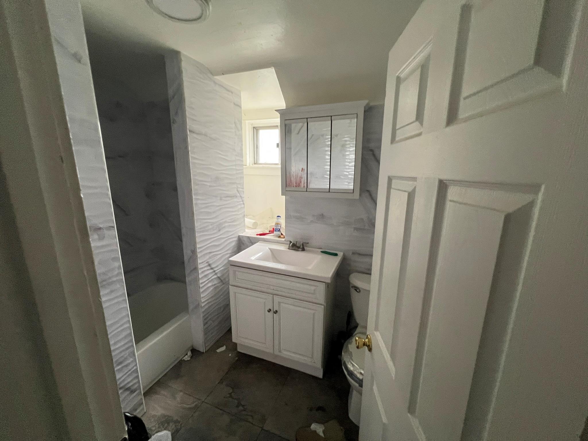 39 Livingston Avenue, Yonkers, New York image 11