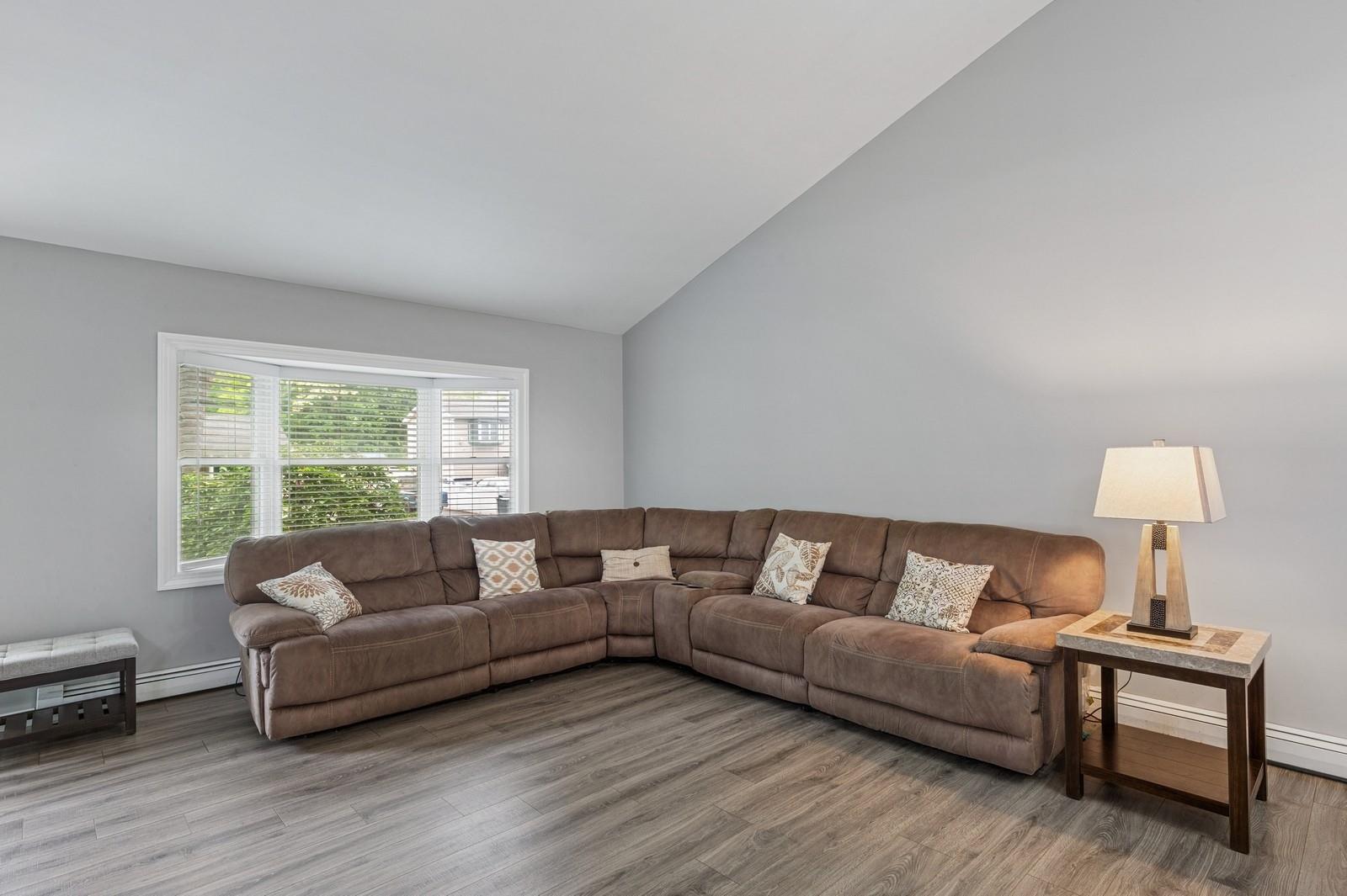 50 Peeker Avenue, Mastic Beach, New York image 7