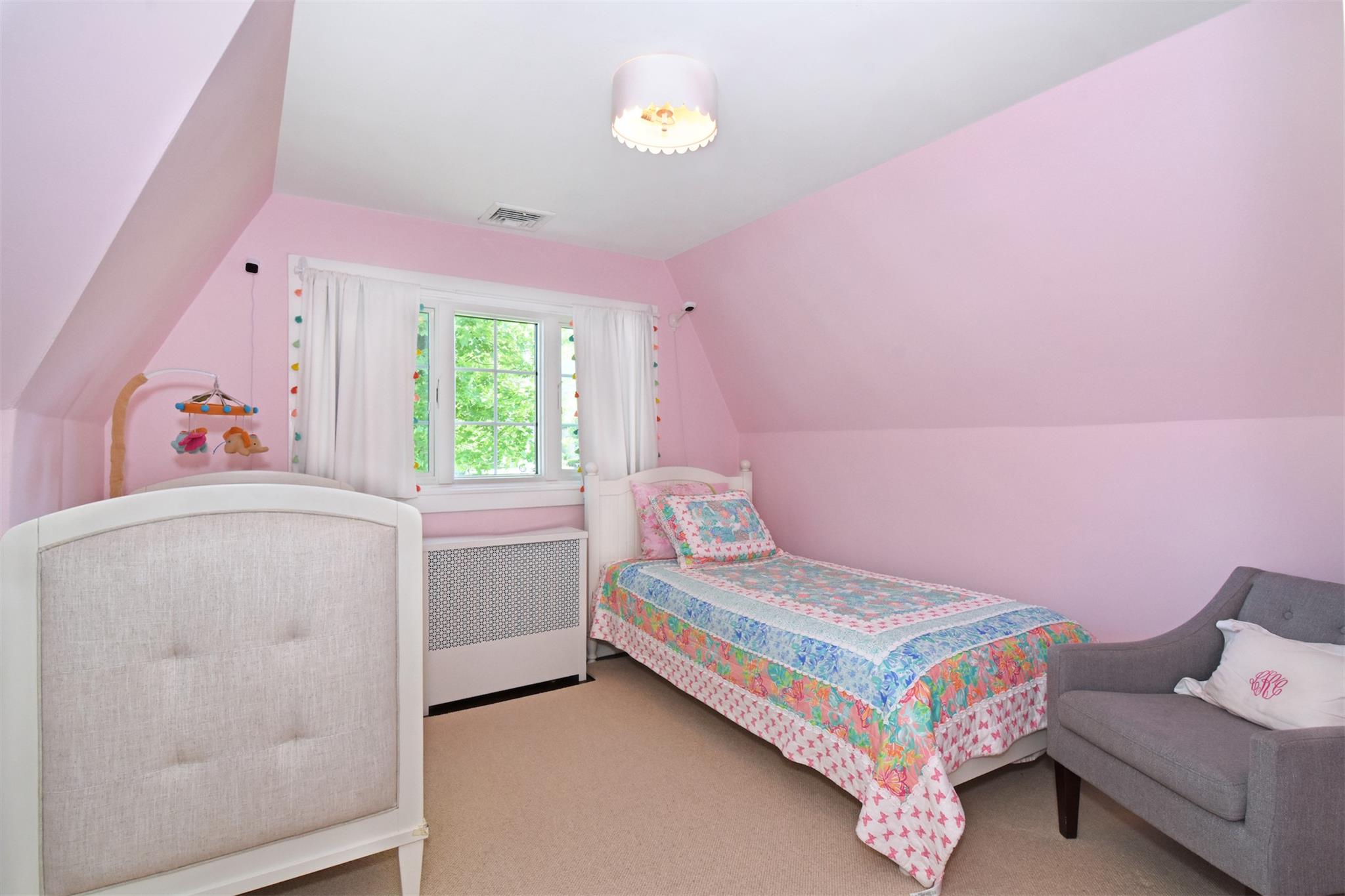 160 Pondfield Road, Bronxville, New York image 17