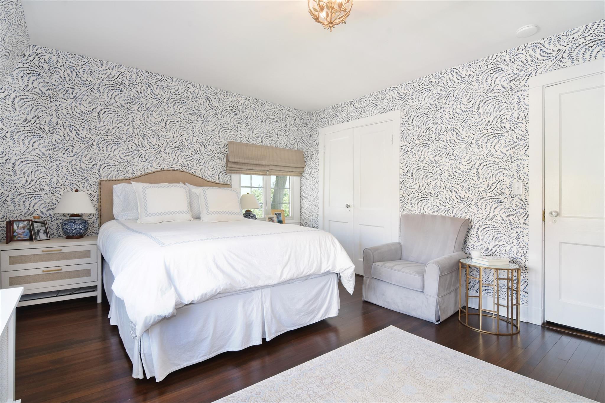 160 Pondfield Road, Bronxville, New York image 14