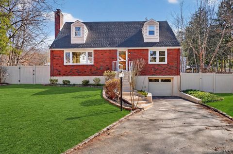 Homes For Sale - 82 Taxter Road<br/> Irvington, NY 10533