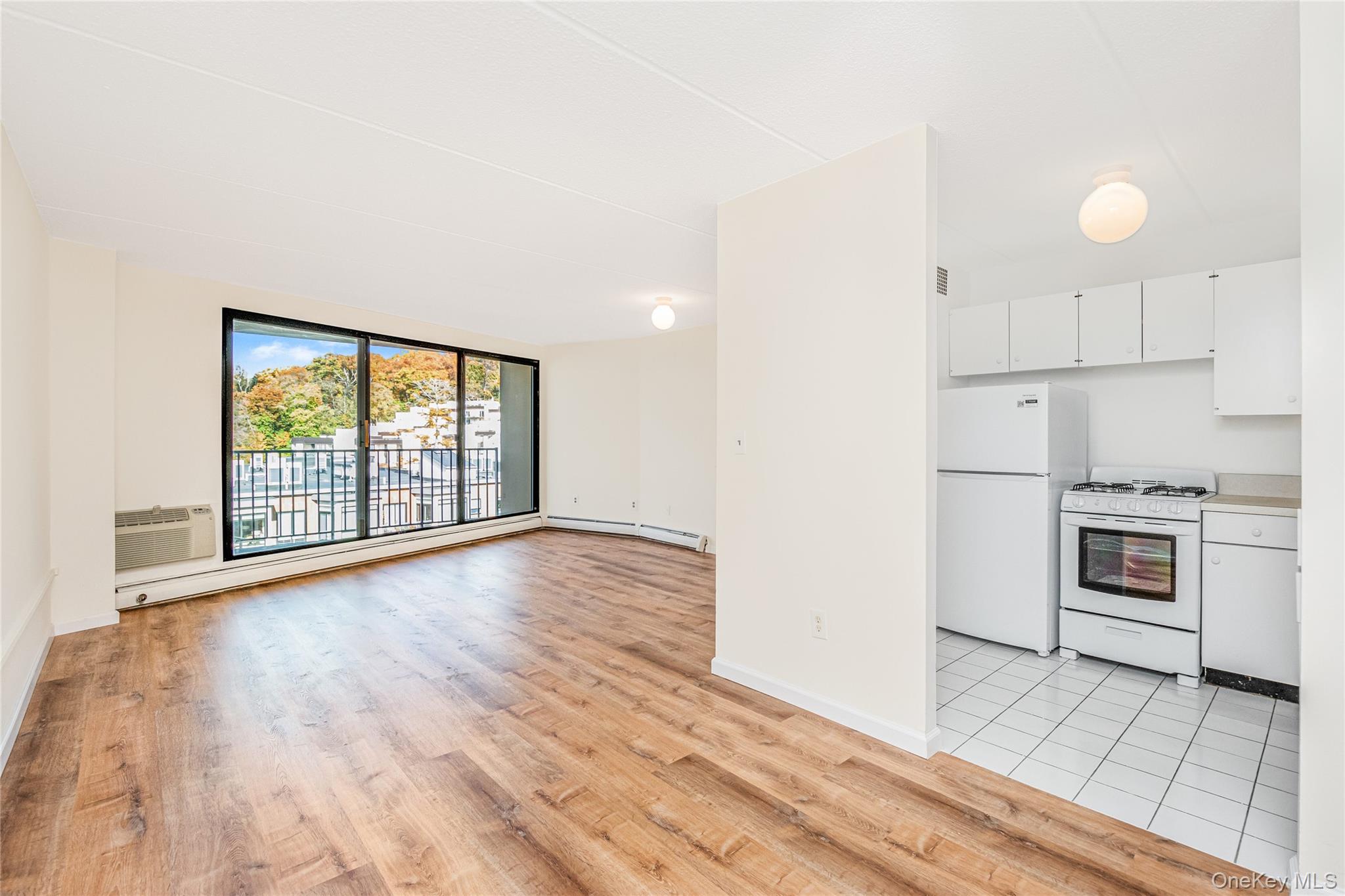 1155 Warburton Avenue 7B