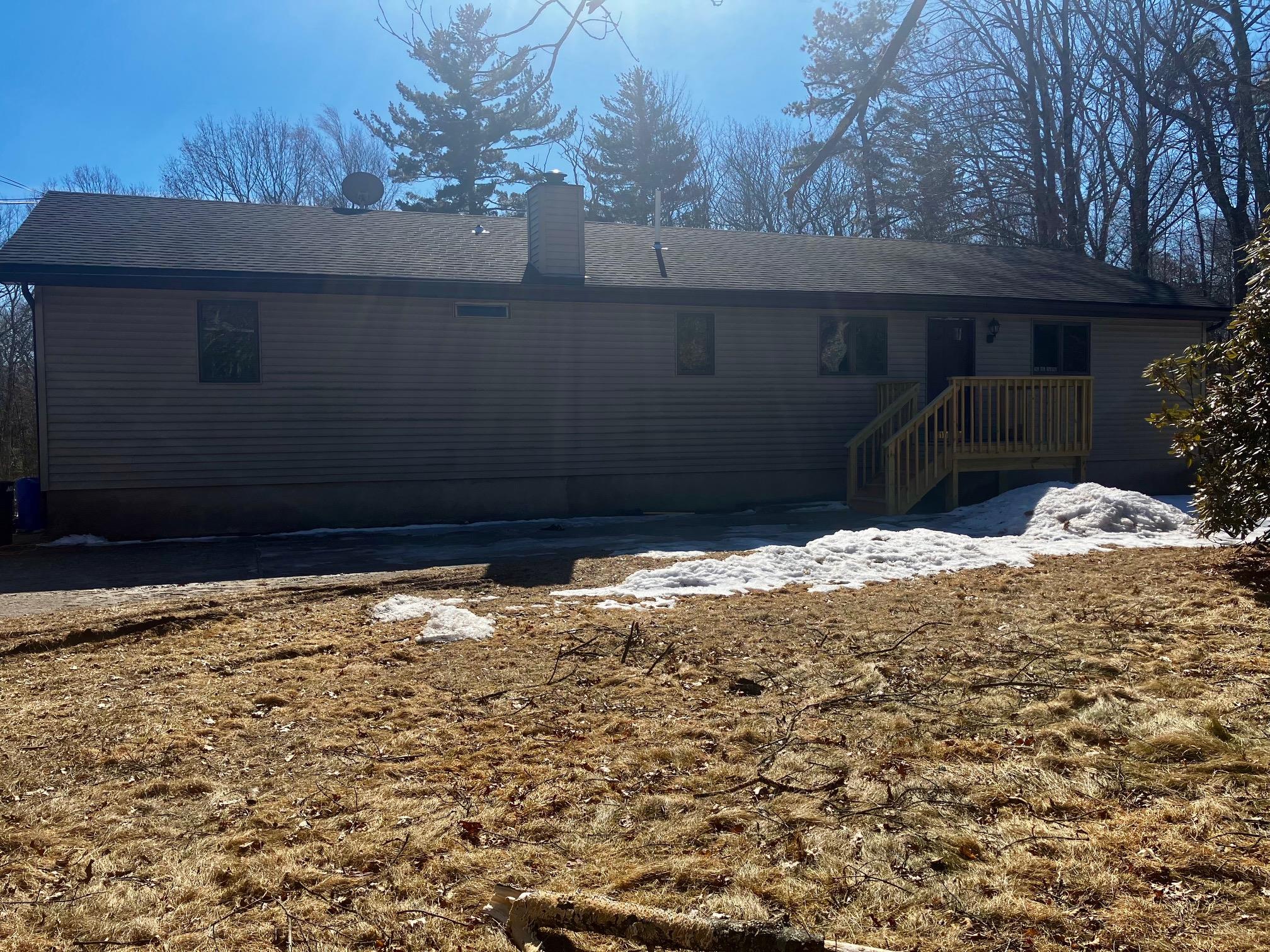 87 W Peenpack Trail, Sparrowbush, New York image 3