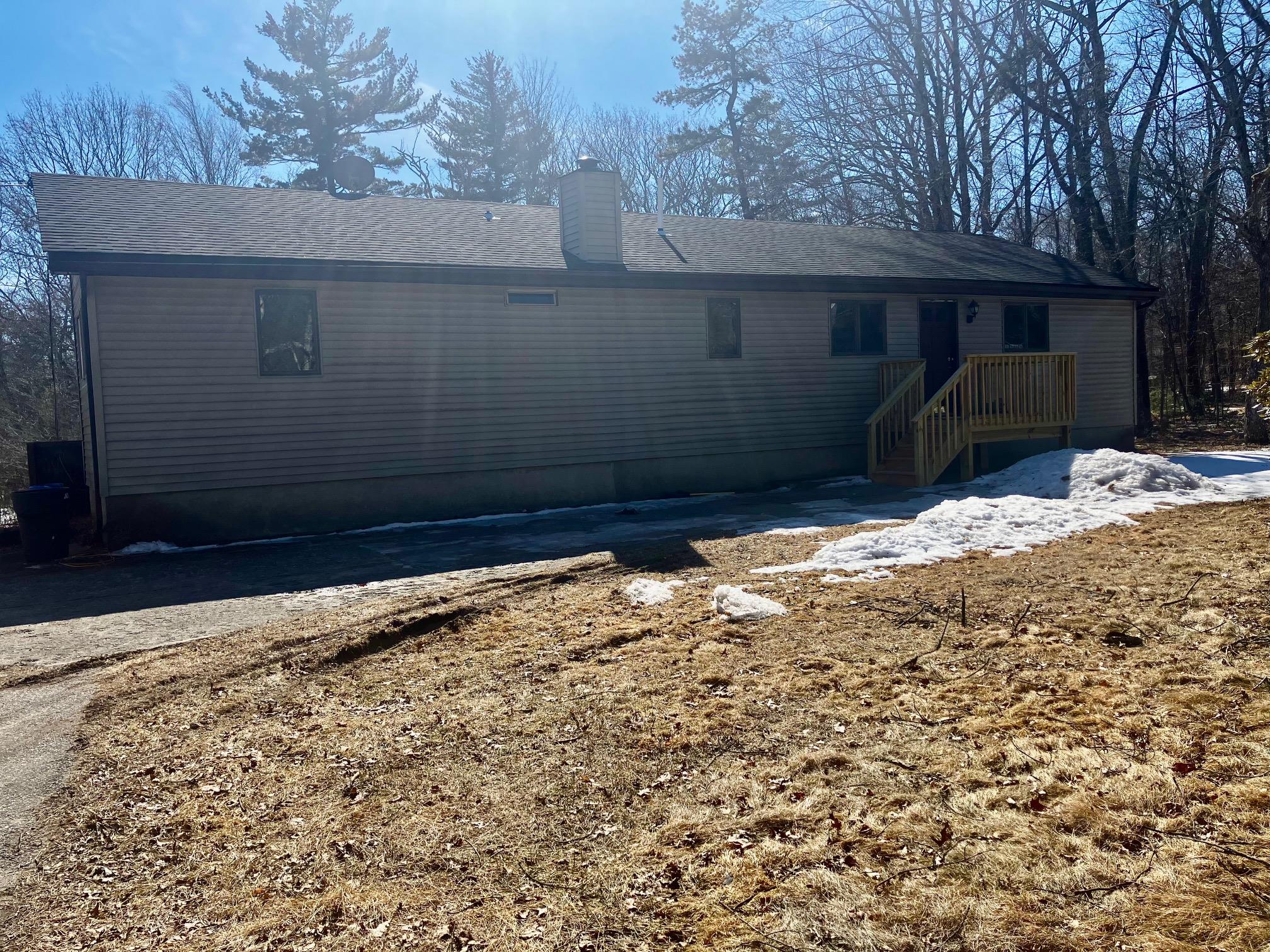 87 W Peenpack Trail, Sparrowbush, New York image 2