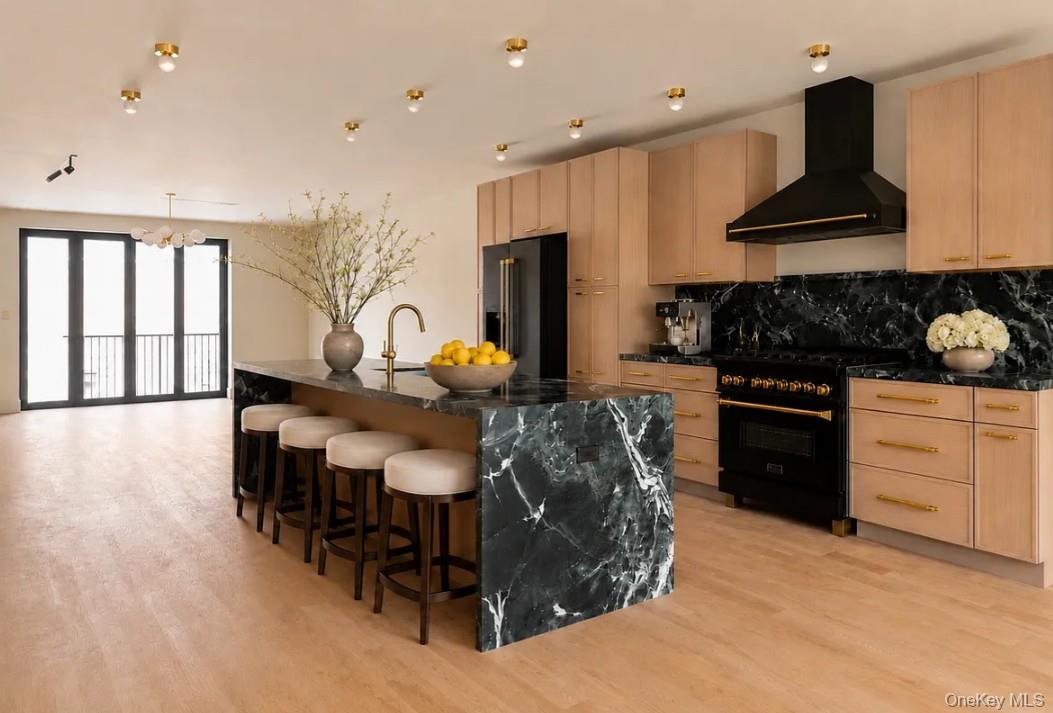 405 Irving Avenue