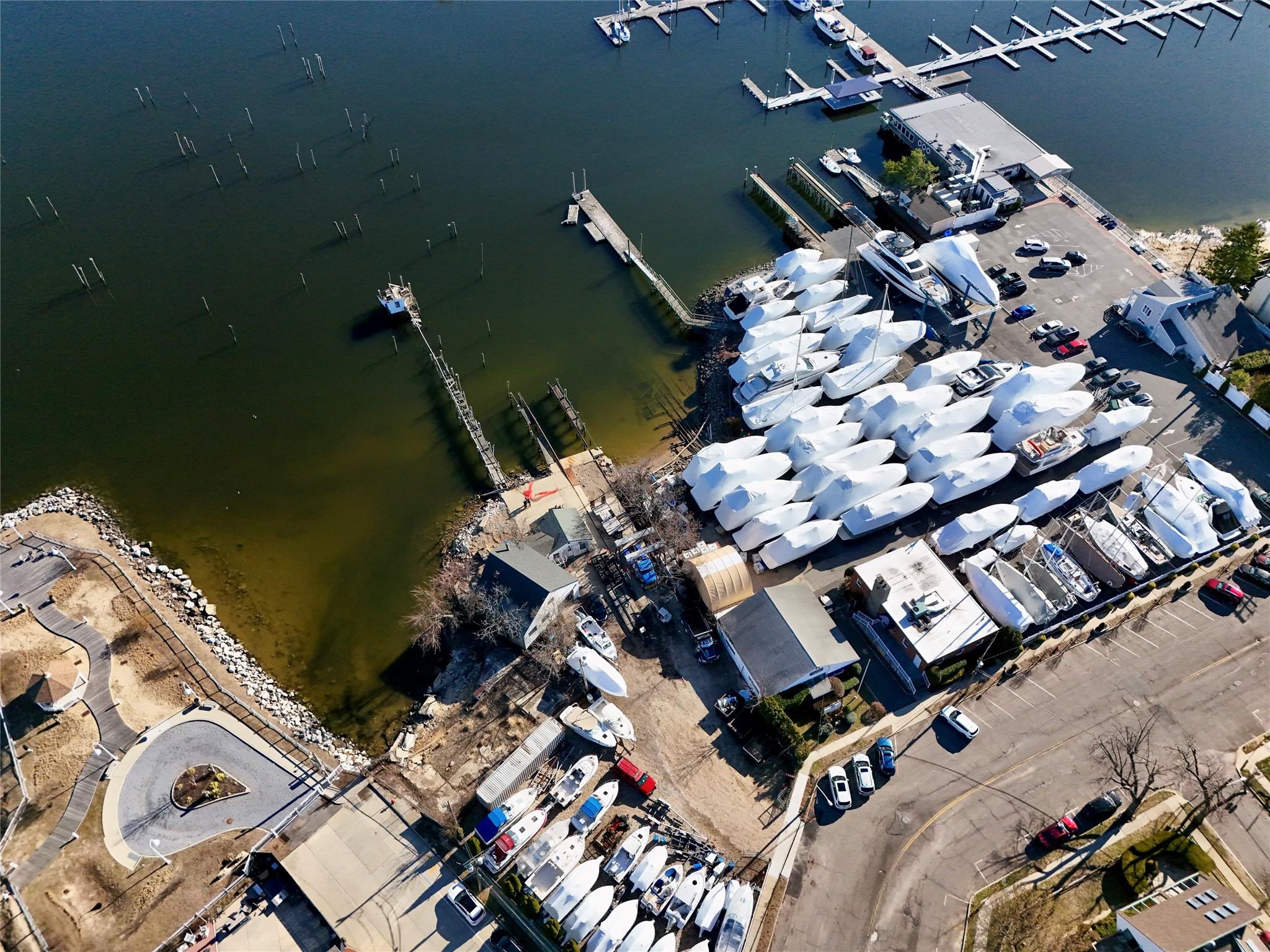 1 Orchard Beach Boulevard, Port Washington, New York image 3