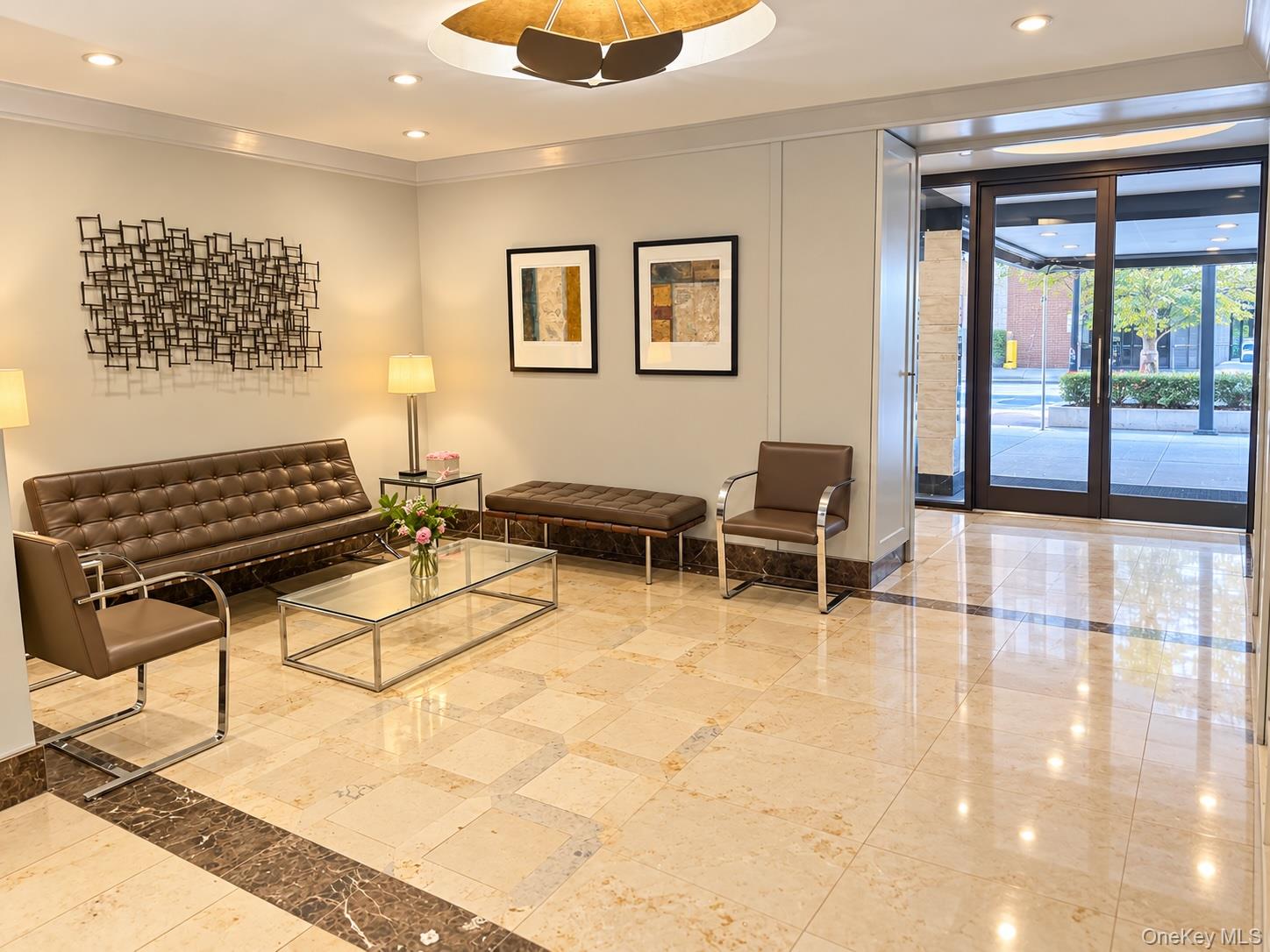 153 East 57th St 21B