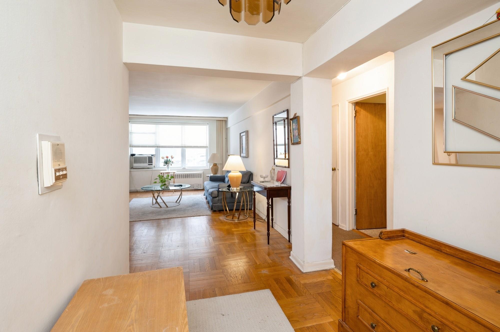 365 Bronx River Road #2B, Yonkers, New York image 6