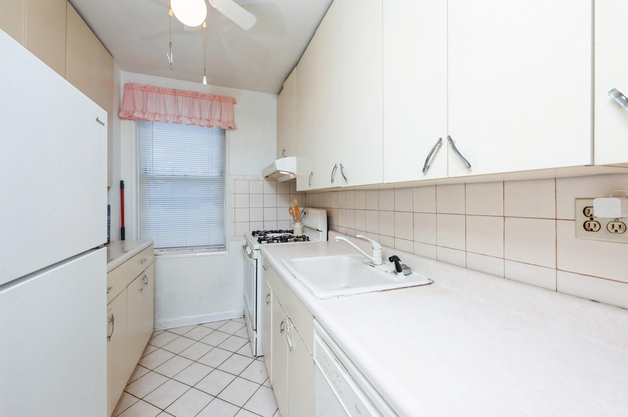 365 Bronx River Road #2B, Yonkers, New York image 10
