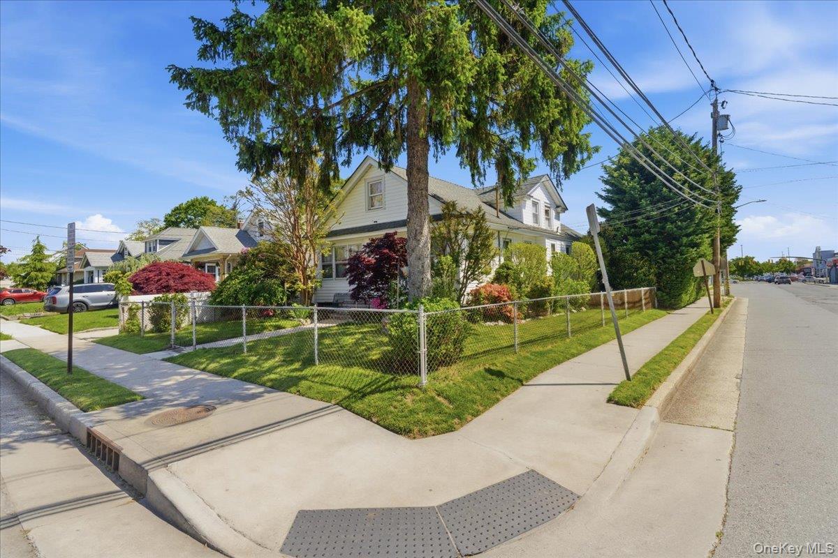 44 Saint Pauls Road S