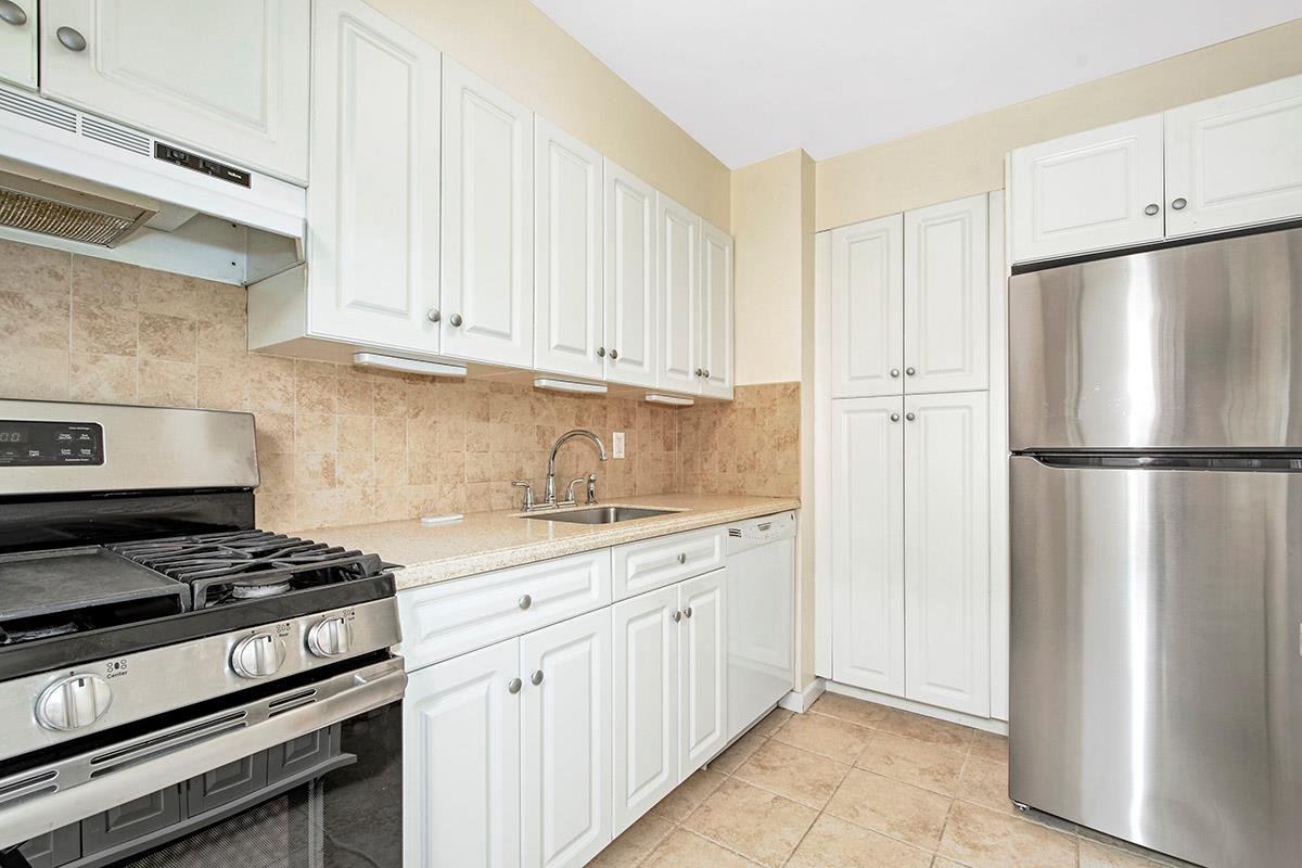 121 N Broadway #31A, White Plains, New York image 9