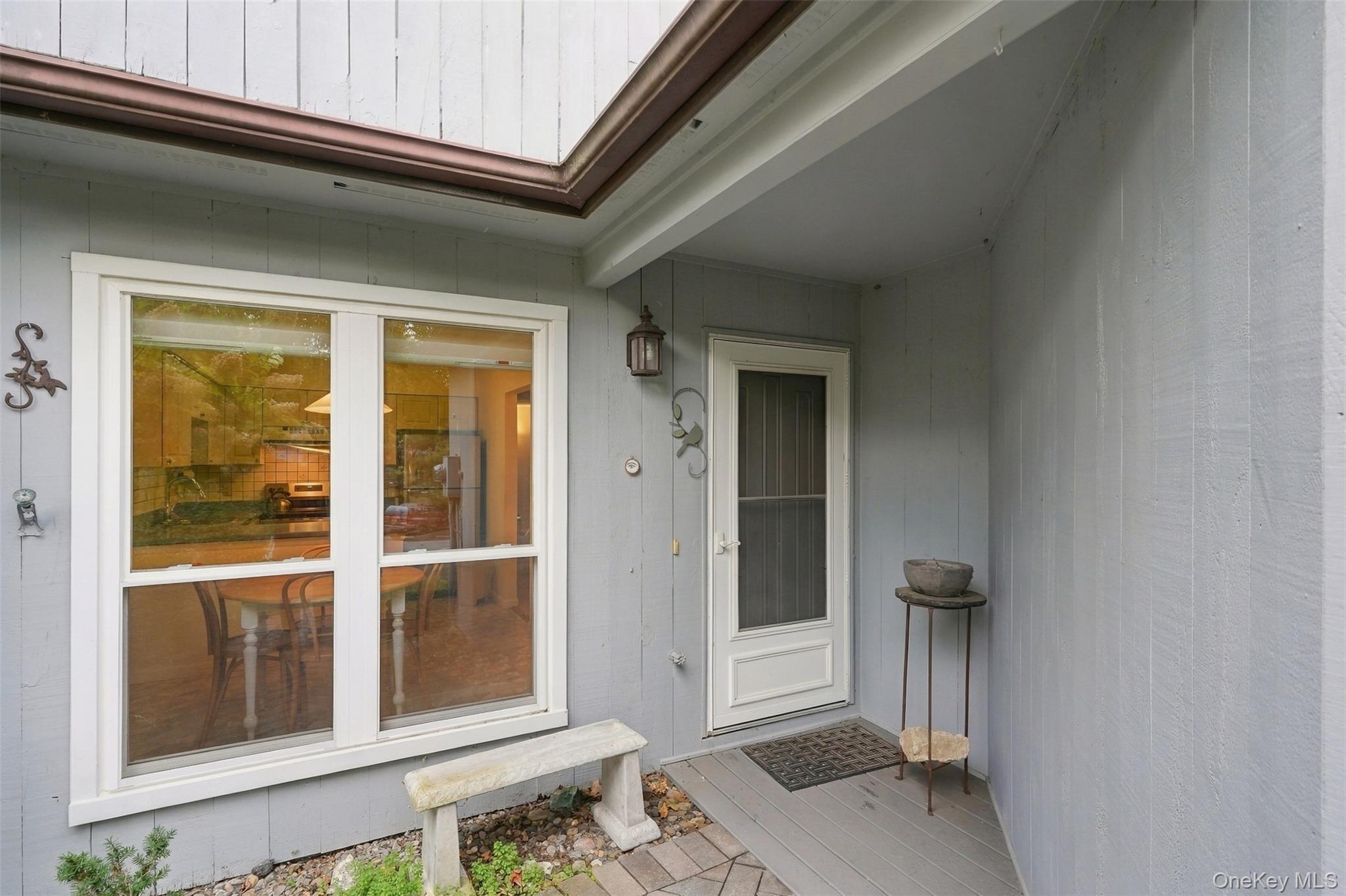 30 E Knoll