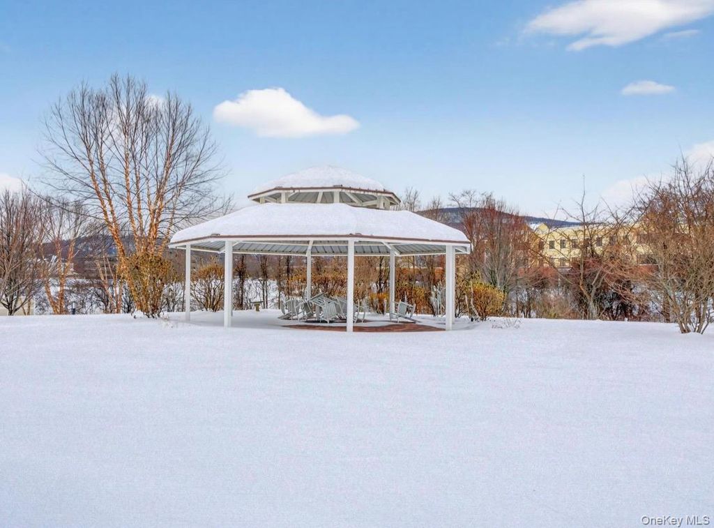 Photo of 734 Regency Drive, Fishkill, NY 12524 (MLS # 959190)