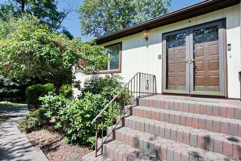 Photo of 1 Martino Way, Pomona, NY 10970 (MLS # 961409)