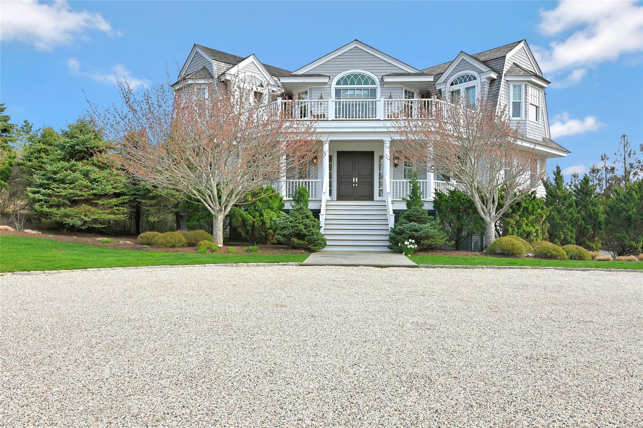 148 Dune Road, Quogue, New York image 2