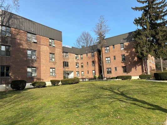 23 SCHENCK AVE APT 1AC, GREAT NECK, NY 11021 - Image 9086e65dd0a0d496efe2be2f8a2374f8/3269614975