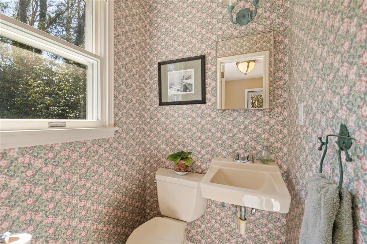 Halesite, New York 11743, United States, 4 Bedrooms Bedrooms, ,3 BathroomsBathrooms,Residential,Active,104531