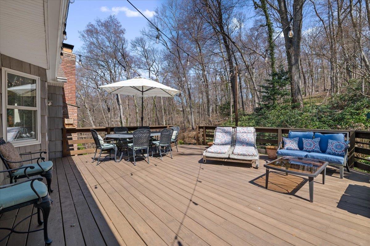 Halesite, New York 11743, United States, 4 Bedrooms Bedrooms, ,3 BathroomsBathrooms,Residential,Active,104531