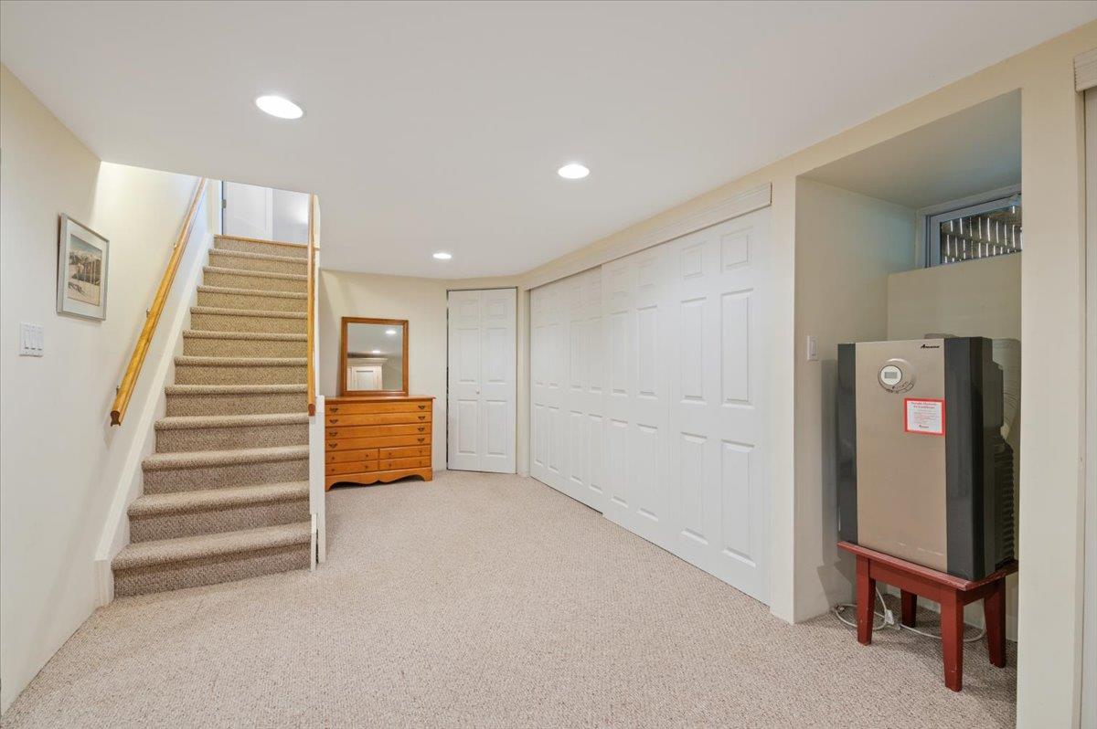 Halesite, New York 11743, United States, 4 Bedrooms Bedrooms, ,3 BathroomsBathrooms,Residential,Active,104531