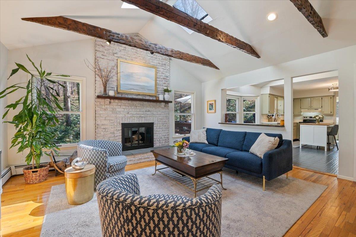 Halesite, New York 11743, United States, 4 Bedrooms Bedrooms, ,3 BathroomsBathrooms,Residential,Active,104531