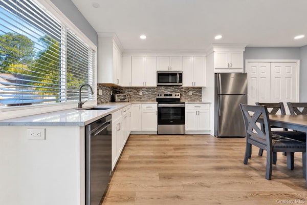 1012 OLD MEDFORD AVE, FARMINGVILLE, NY 11738 - Image 908ba8f8a6ada7fe79bc6215a2d4e66d/1543357734