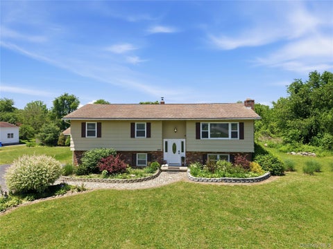 Homes For Sale - 347 Plains Road<br/> Ulster County, Wallkill, NY 12589