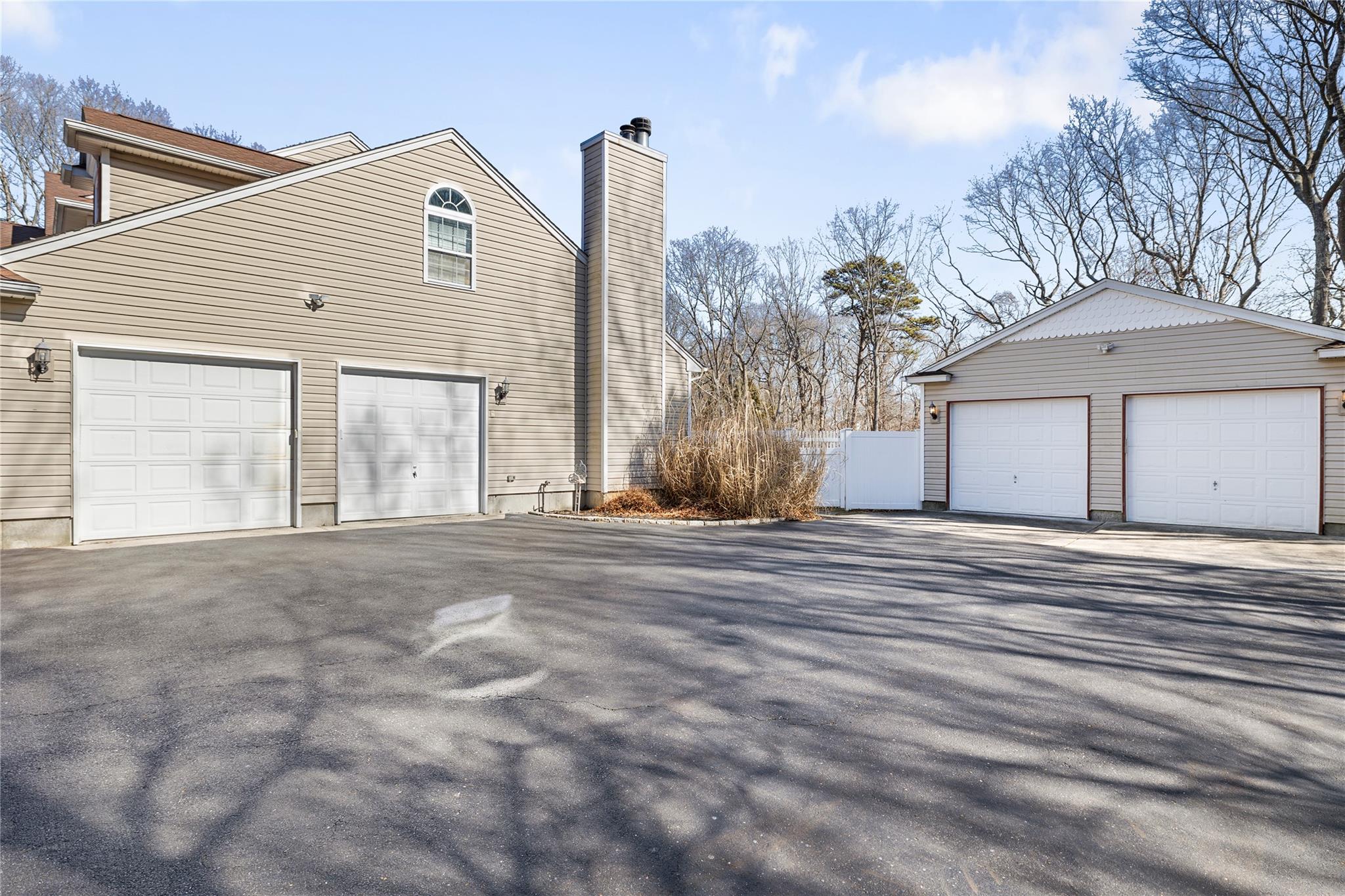 3 Carmen View Drive, Shirley, New York image 14