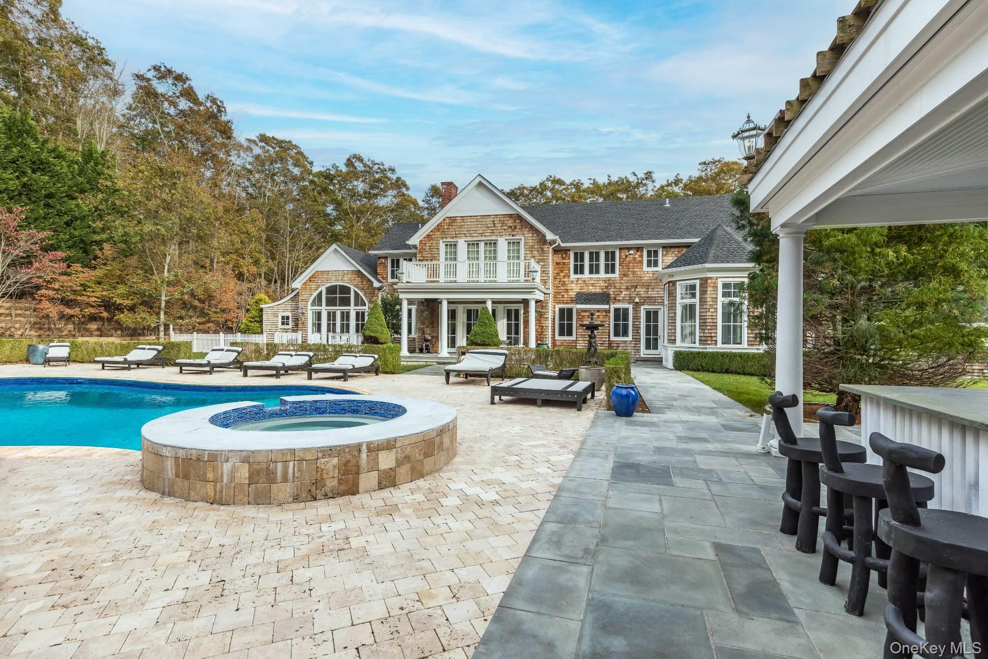 2136 Deerfield Road