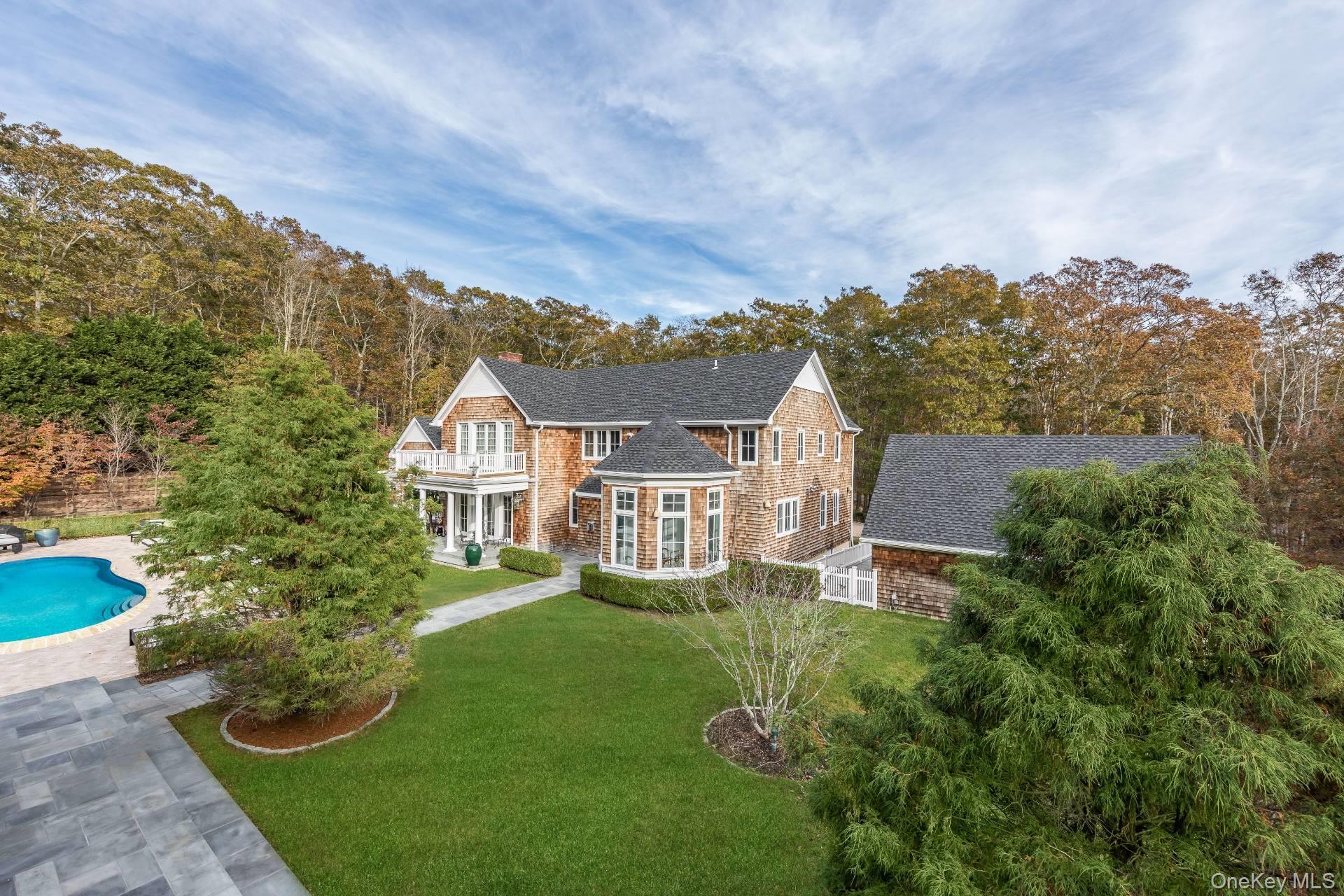 2136 Deerfield Road