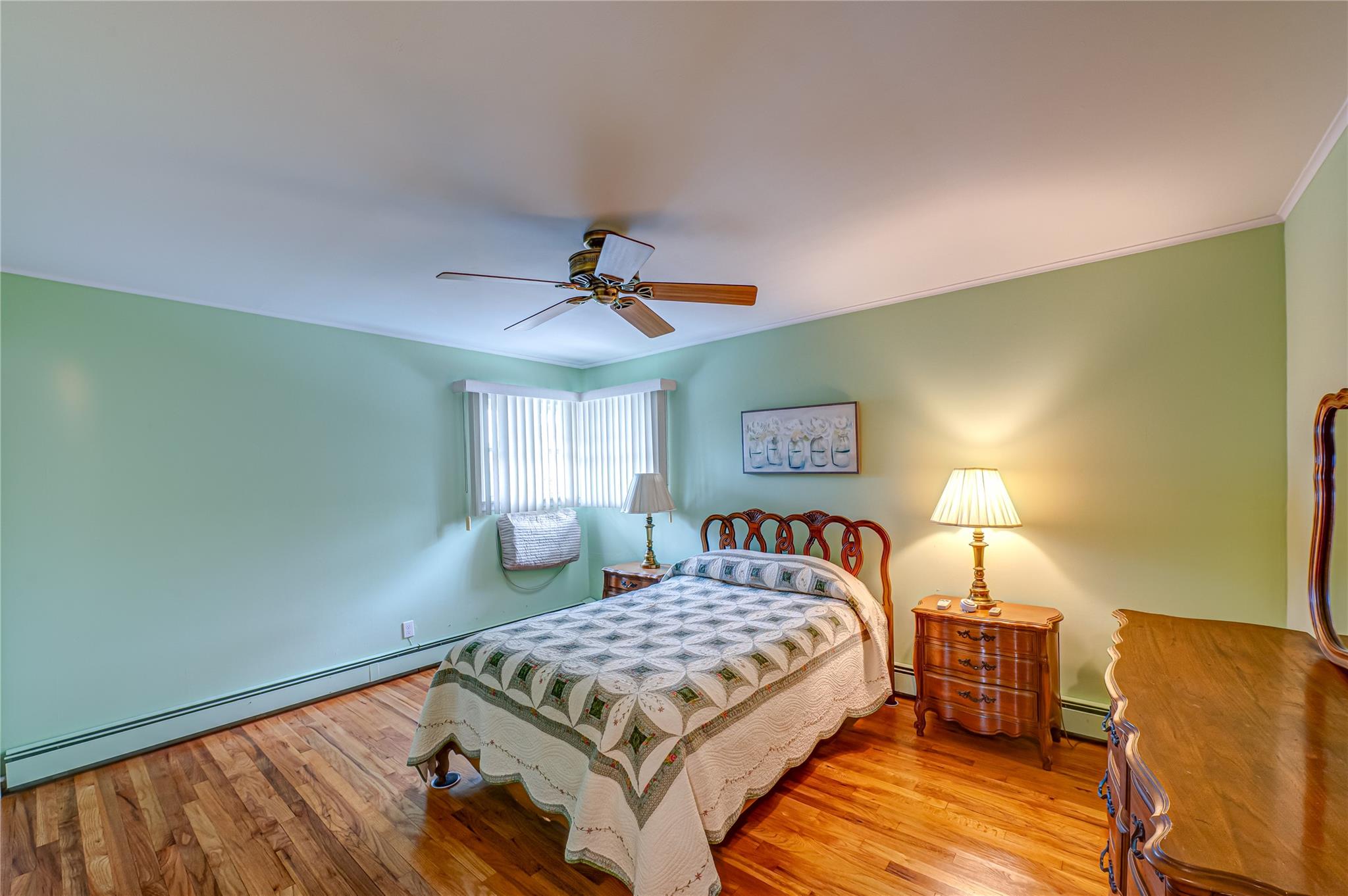 28 Chance Street, Hicksville, New York image 13