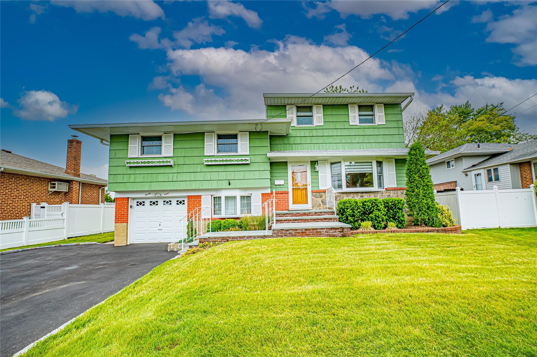 28 Chance Street, Hicksville, New York image 1