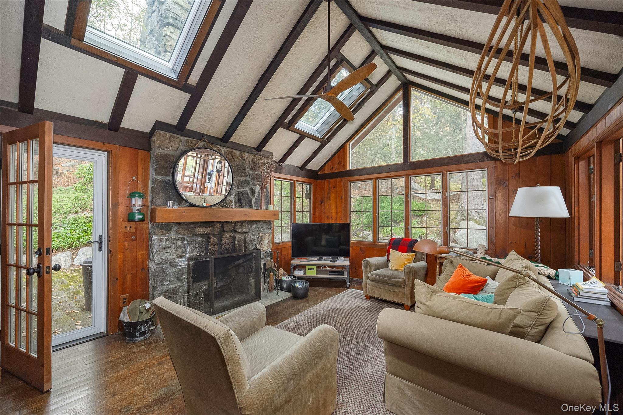 9 Barrett Circle Court